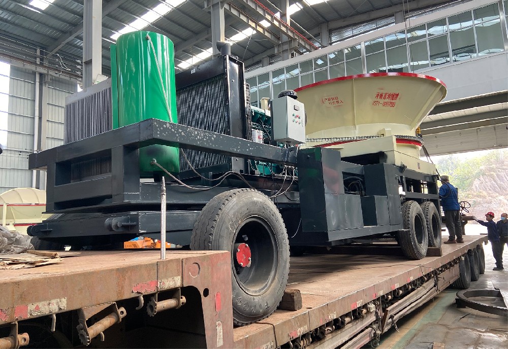 高鴻機械發往四川的大型園鍋破碎機